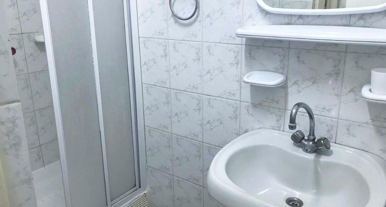 Kozatsky On Antonova Hotel Kiev Ngoại thất bức ảnh