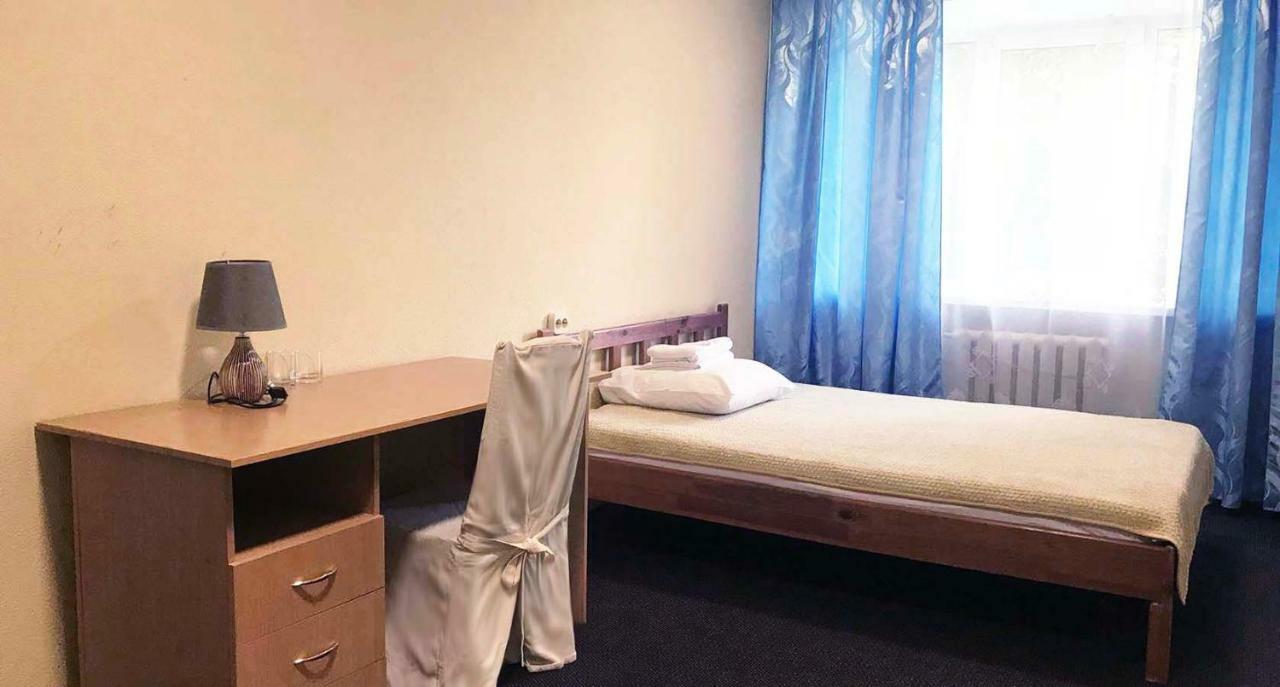 Kozatsky On Antonova Hotel Kiev Ngoại thất bức ảnh